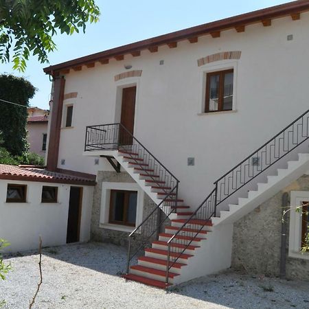 B&B Villa Marsico ฟาแลร์นา ภายนอก รูปภาพ