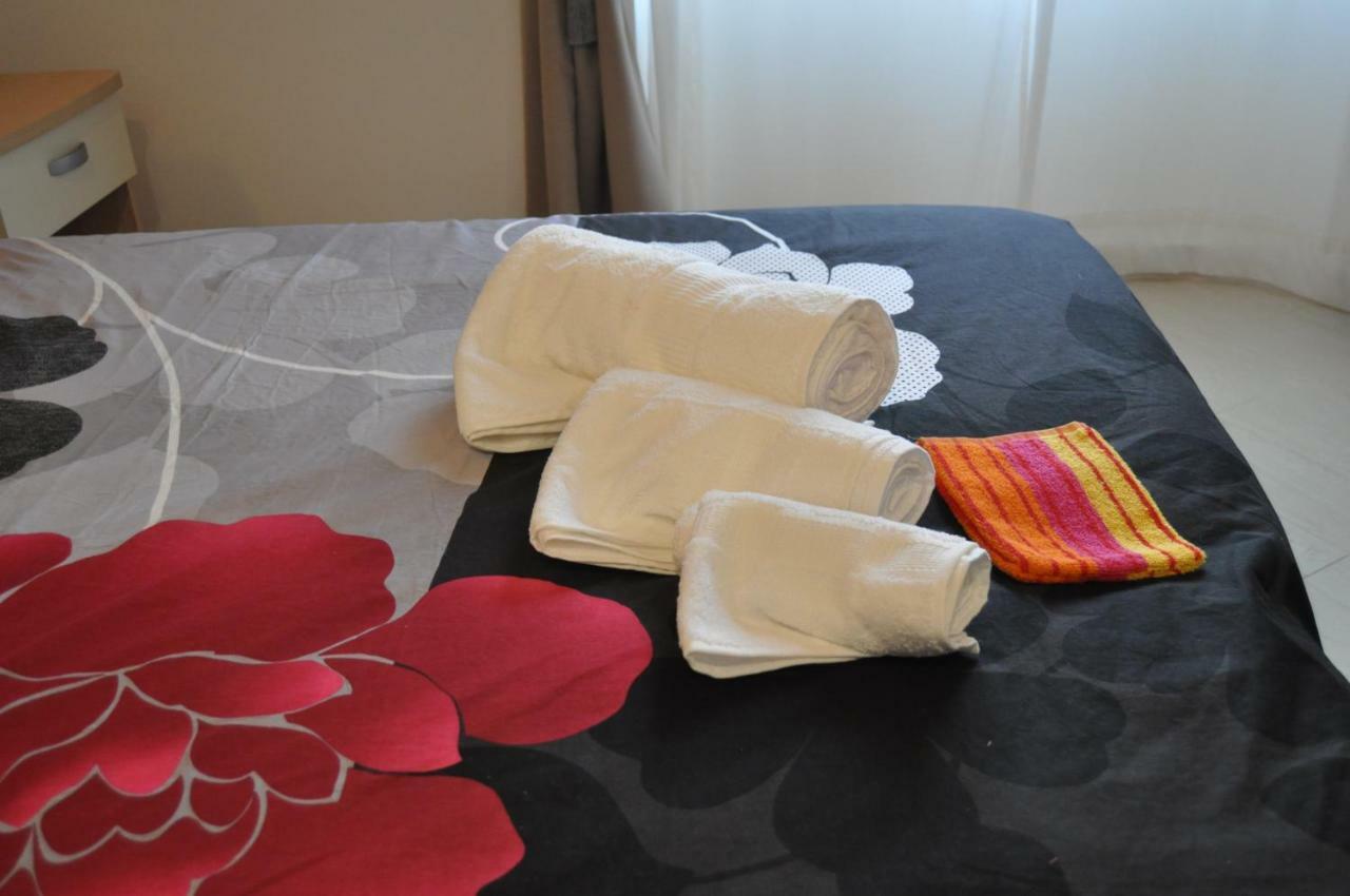 B&B Villa Marsico ฟาแลร์นา ภายนอก รูปภาพ