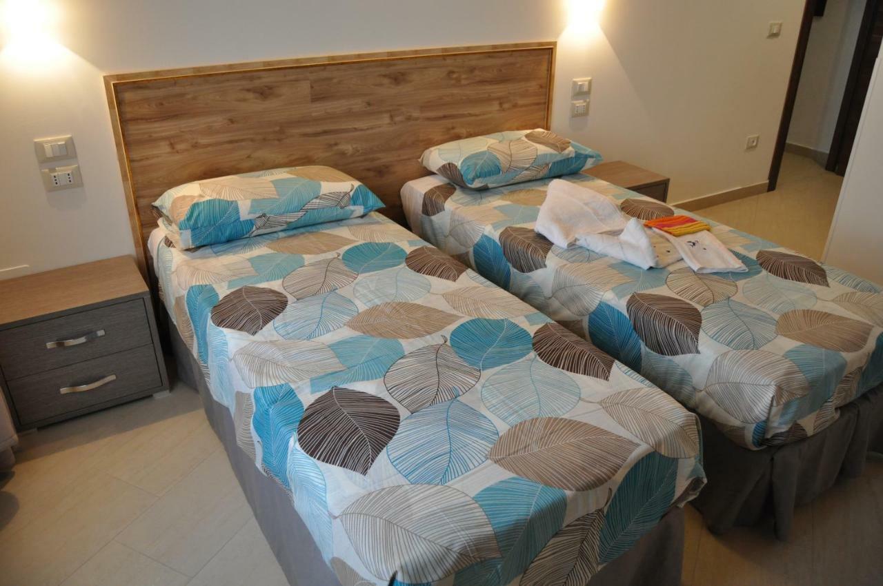 B&B Villa Marsico ฟาแลร์นา ภายนอก รูปภาพ